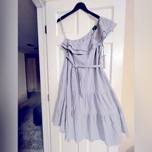 NWT….. Nicole Miller…..Lite Denim Blue